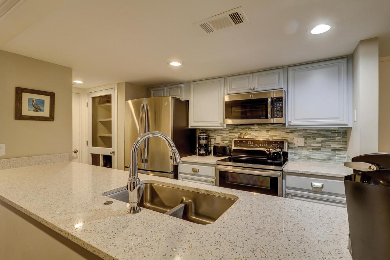 Luxury Updated New Kitchen New Floors, New Tvs, Bikes & Beach Gear Included Hilton Head Island Bagian luar foto