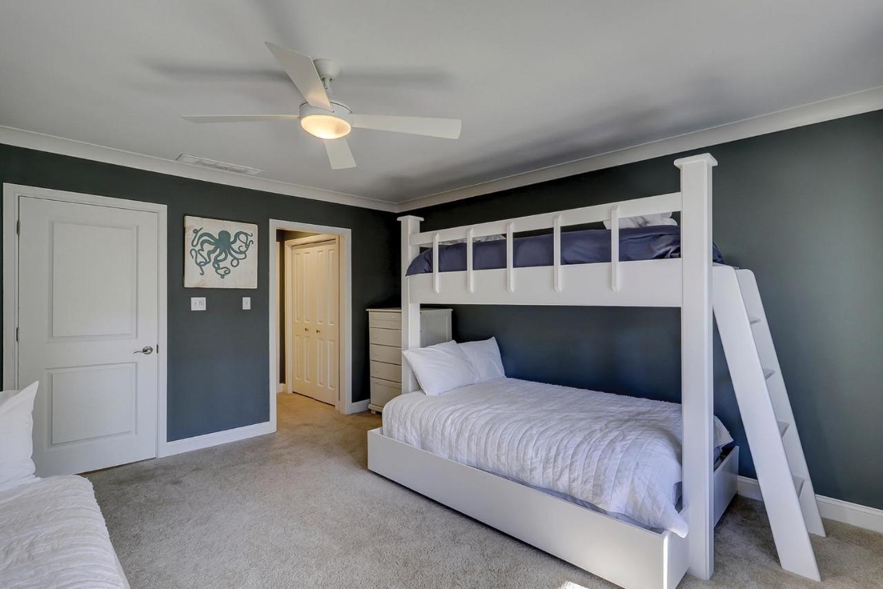 Luxury Updated New Kitchen New Floors, New Tvs, Bikes & Beach Gear Included Hilton Head Island Bagian luar foto